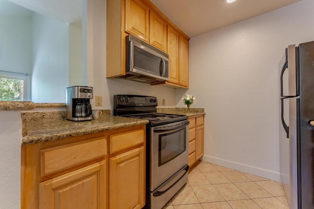 15 Monte Verano Court Property Photo 8
