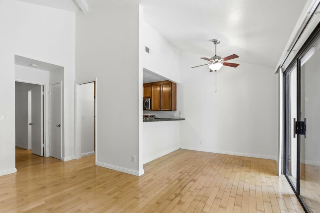 5689 Makati Circle H Property Photo 9