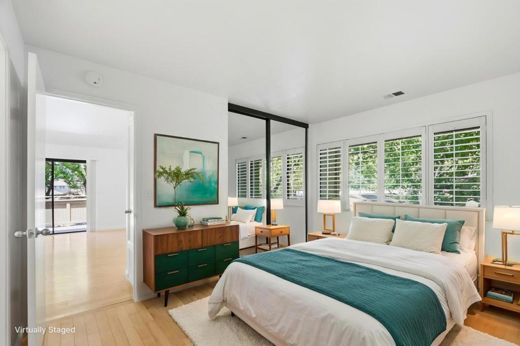 5689 Makati Circle H Property Photo 12