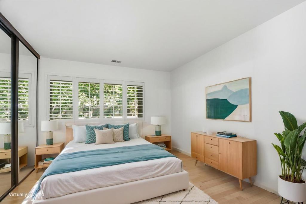 5689 Makati Circle H Property Photo 13