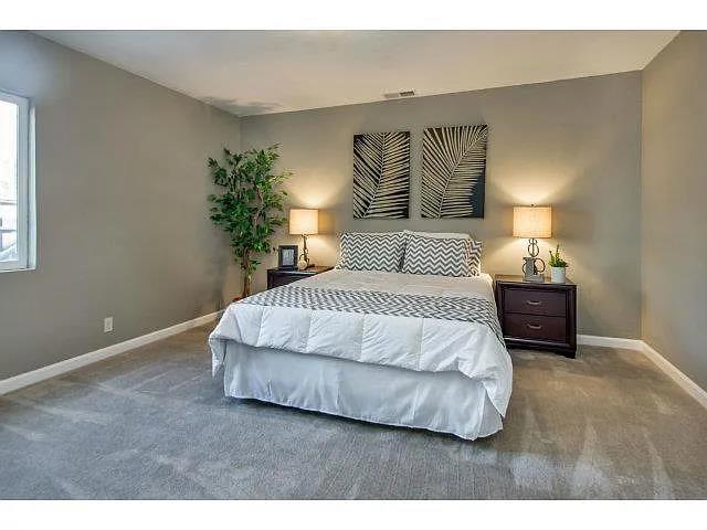 1354 Saratoga Ave Property Photo 6