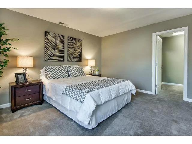 1354 Saratoga Ave Property Photo 7