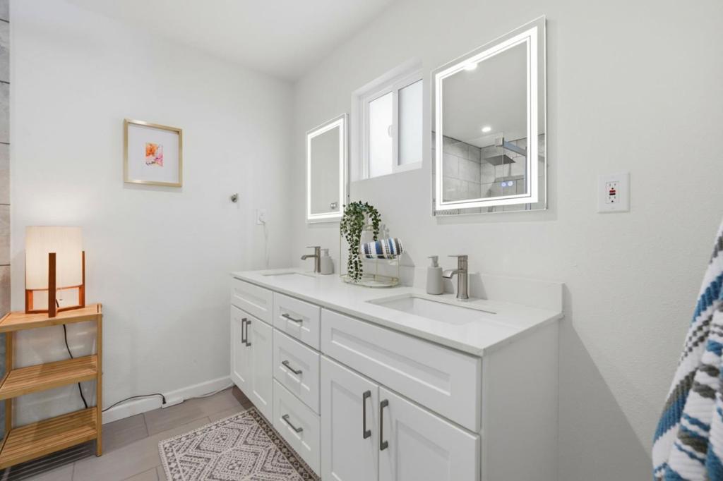 1239 Claiborne Drive Property Photo 33