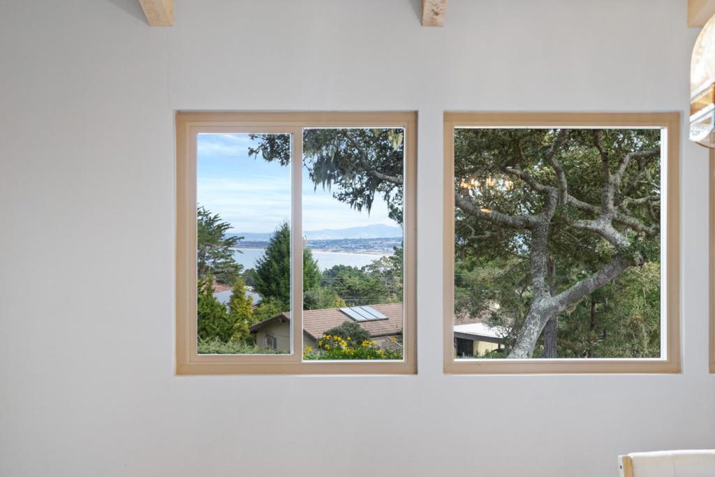 691 Fernwood Avenue Property Photo 12