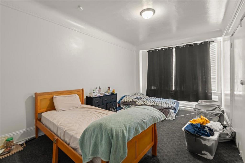 425 Hyde Street Property Photo 8