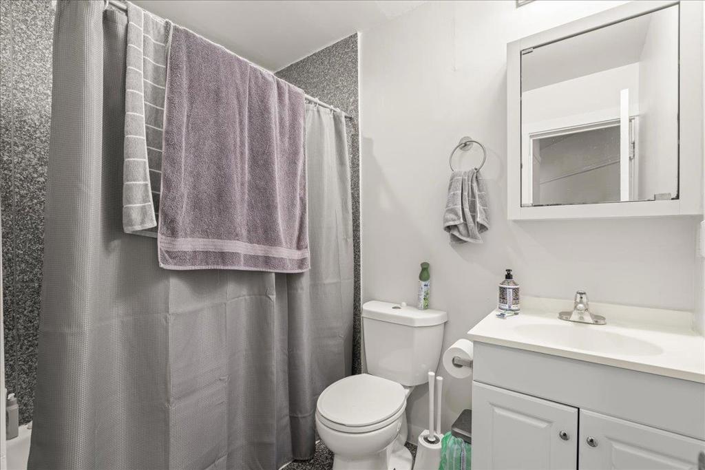425 Hyde Street Property Photo 15