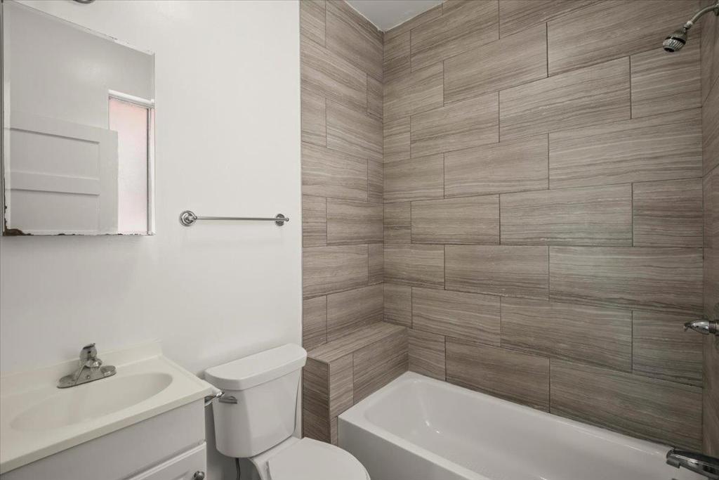 677 Ellis Street Property Photo 5