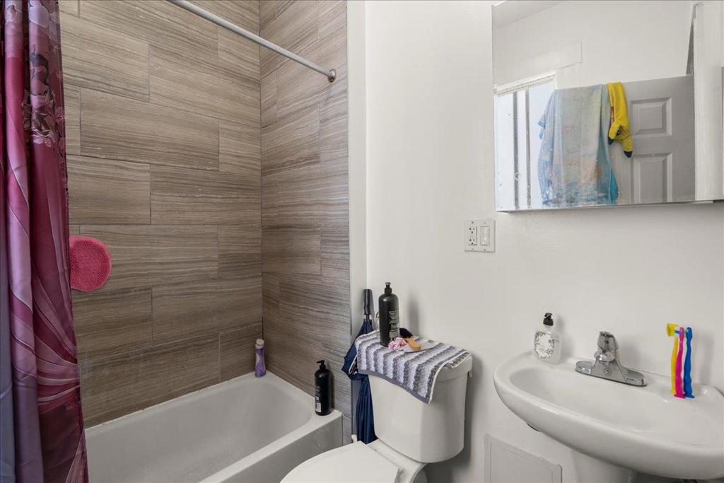 677 Ellis Street Property Photo 26