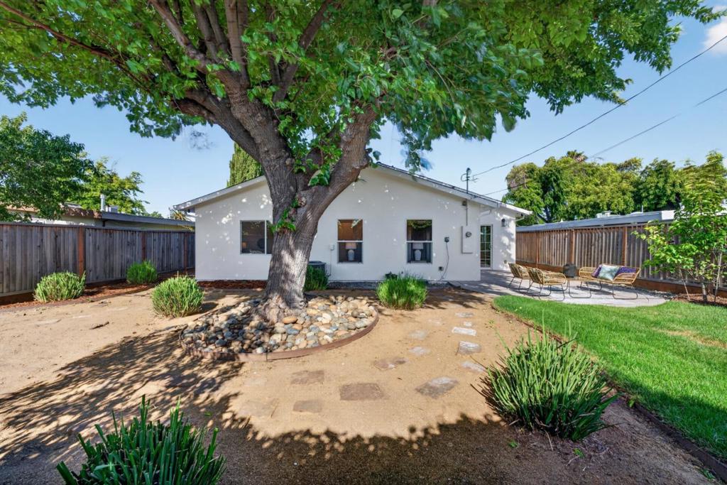 944 White Drive Property Photo 42