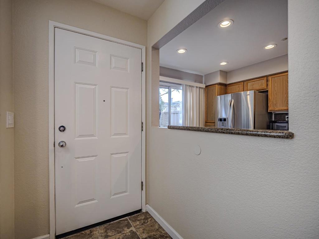ML82049770 Property Photo 23