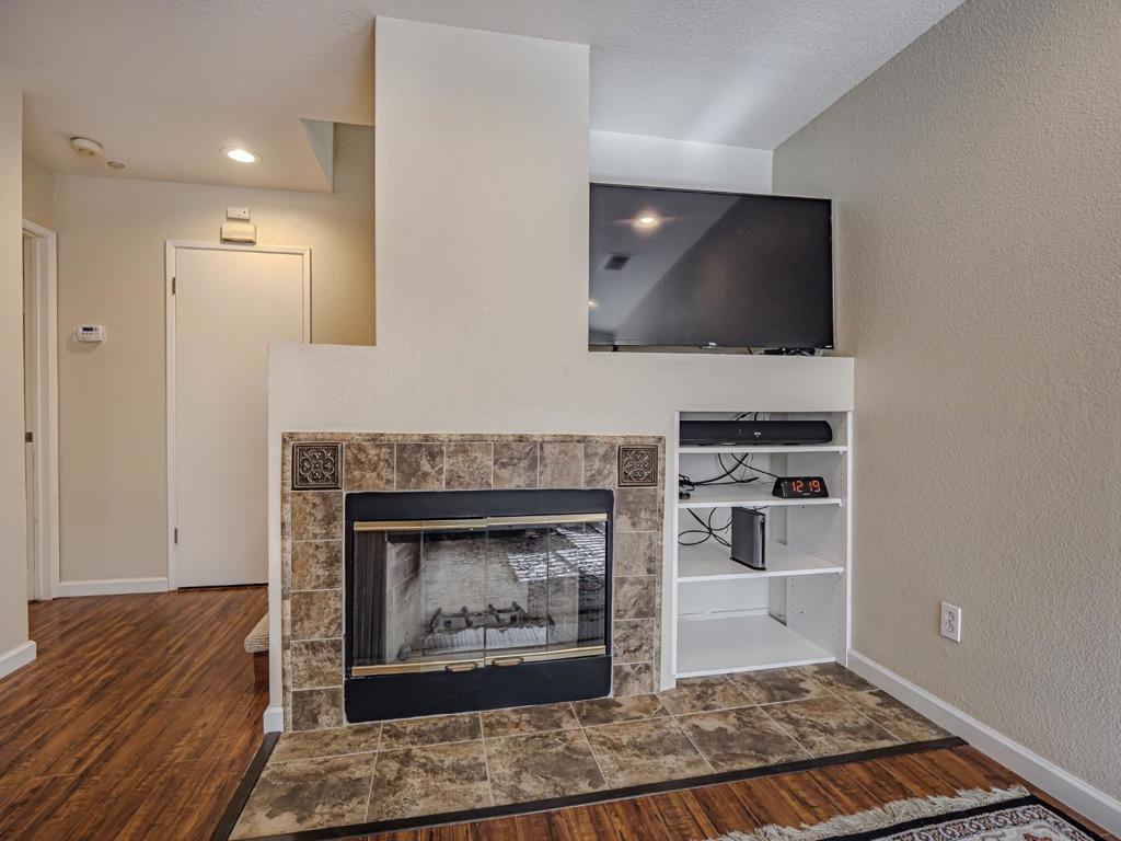 ML82049770 Property Photo 28