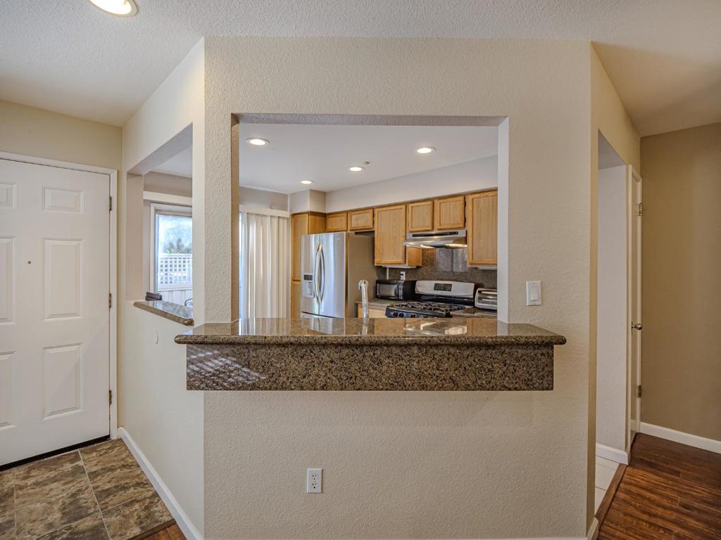 ML82049770 Property Photo 32