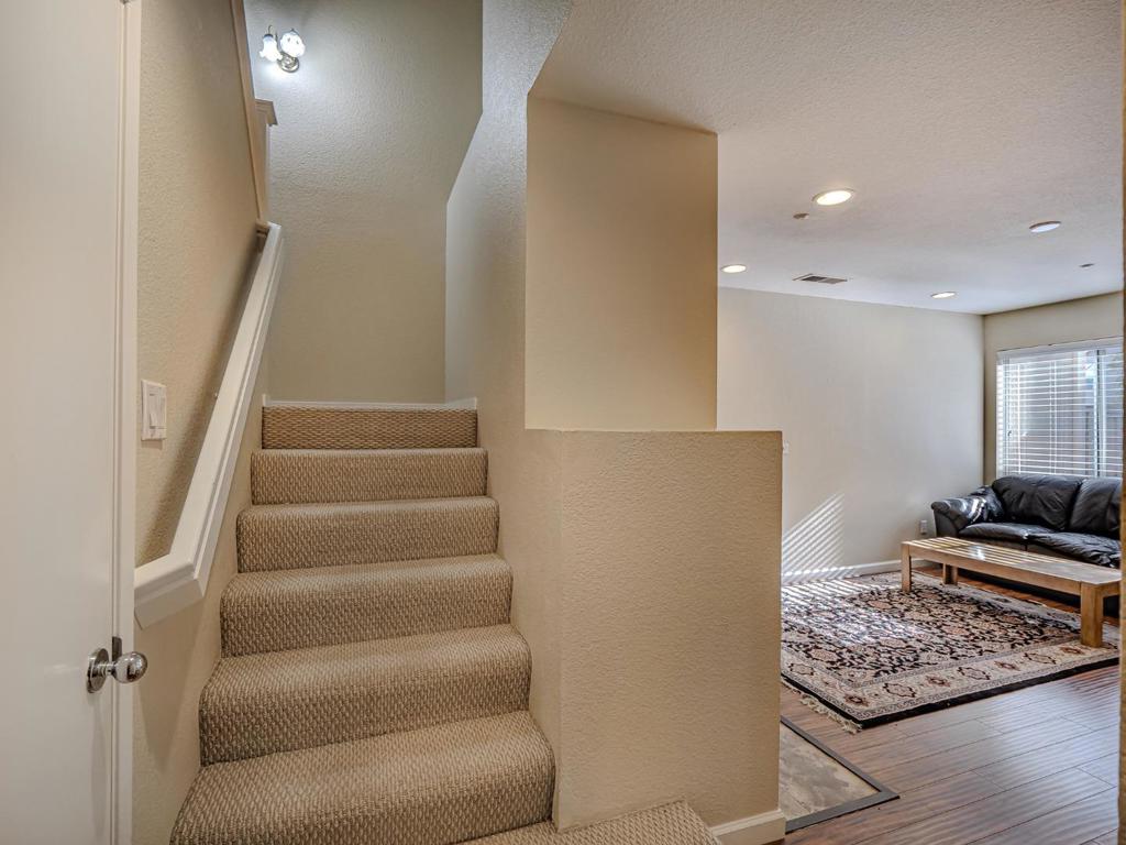 ML82049770 Property Photo 41