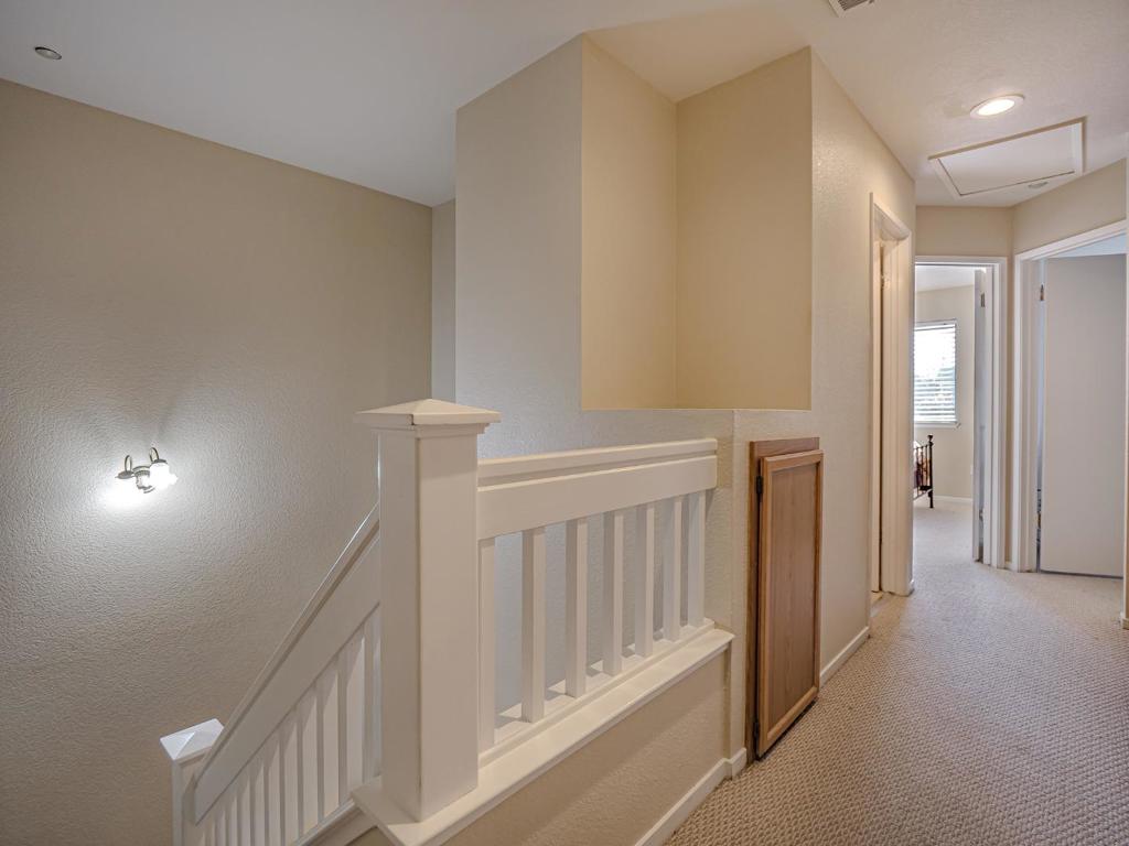 ML82049770 Property Photo 43