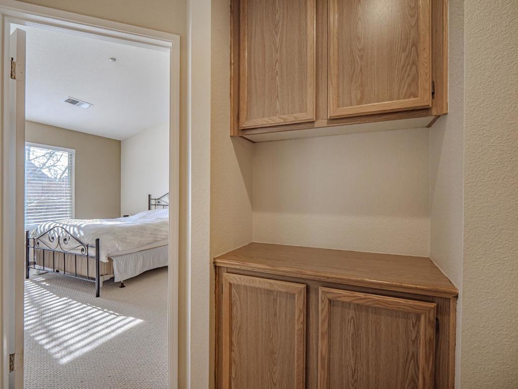 ML82049770 Property Photo 46