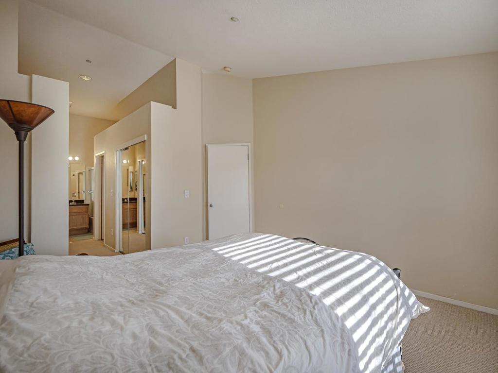 ML82049770 Property Photo 49