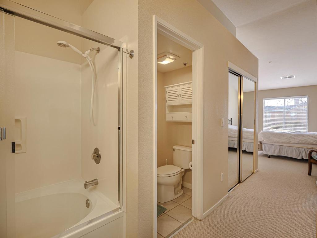 ML82049770 Property Photo 51