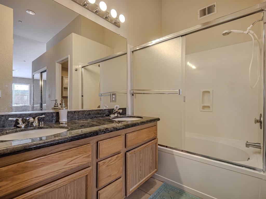 ML82049770 Property Photo 52