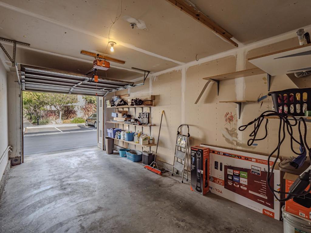 ML82049770 Property Photo 57