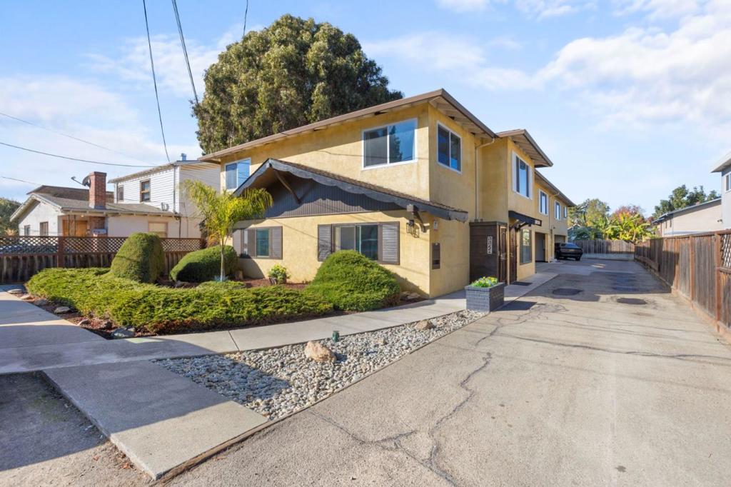 1124 Rex Road Property Photo 1
