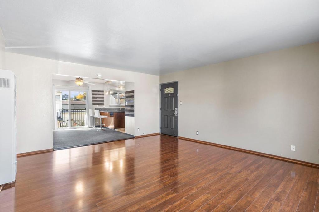1124 Rex Road Property Photo 5