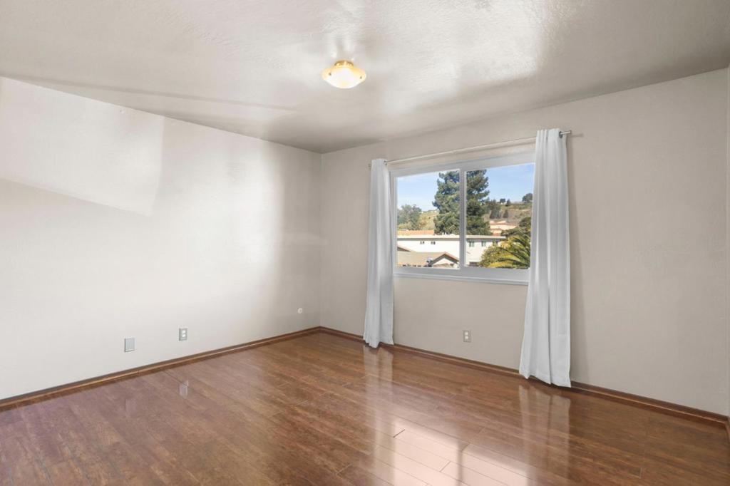 1124 Rex Road Property Photo 21