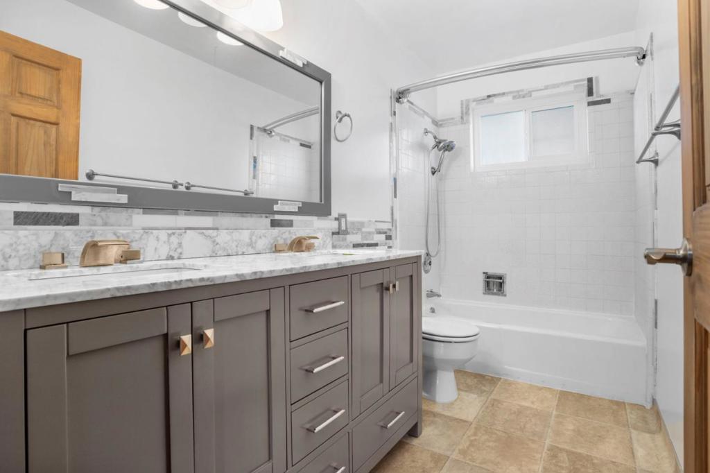 1124 Rex Road Property Photo 24