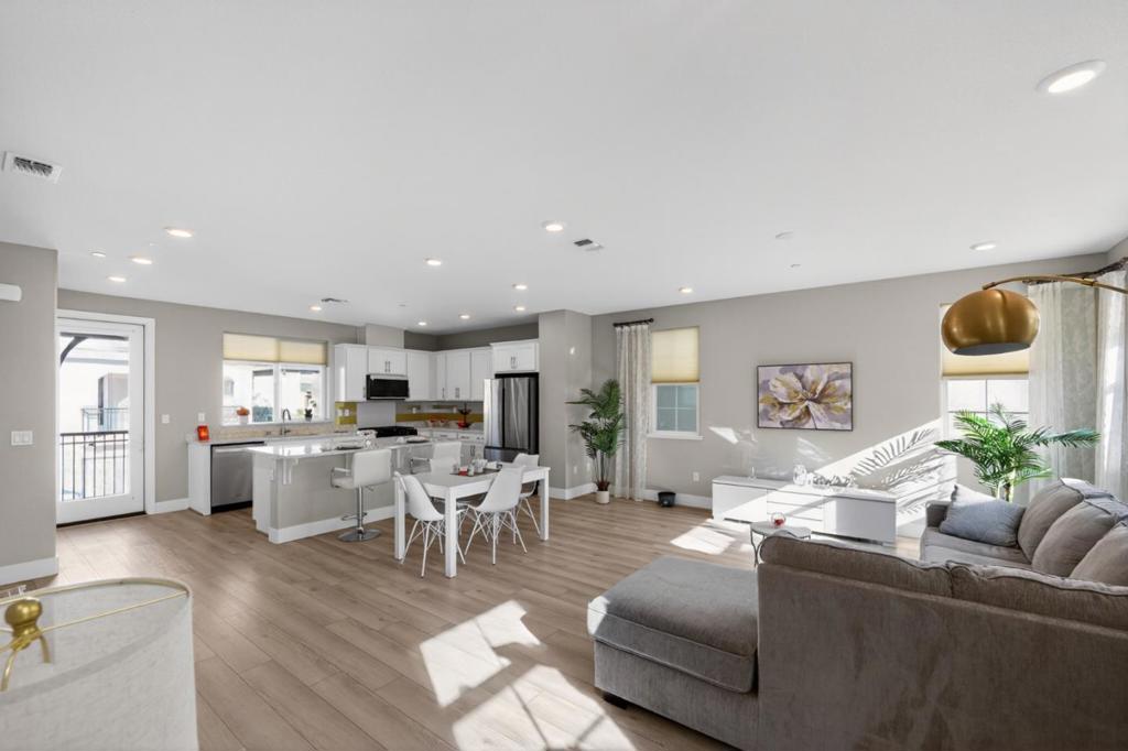 1303 Antonella Place Property Photo 10