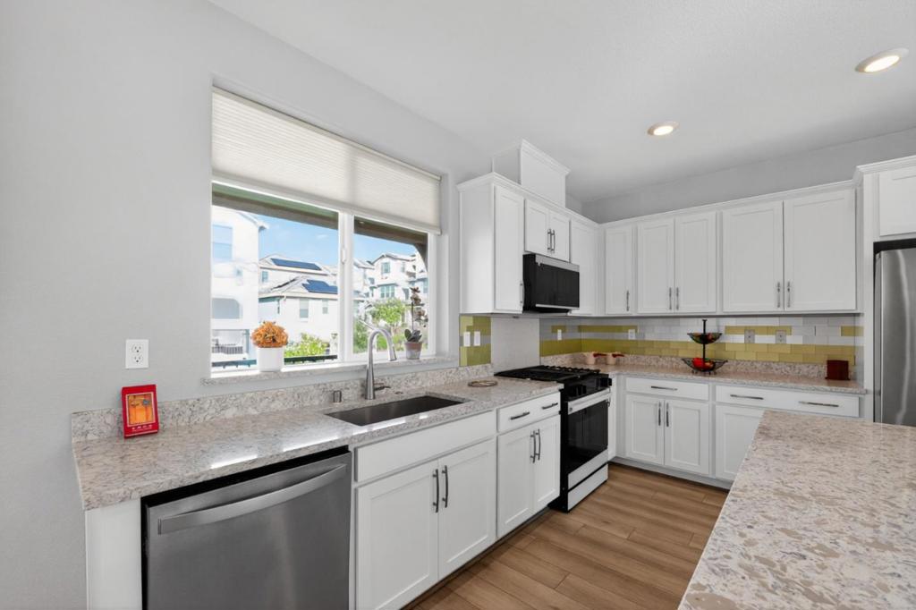 1303 Antonella Place Property Photo 14