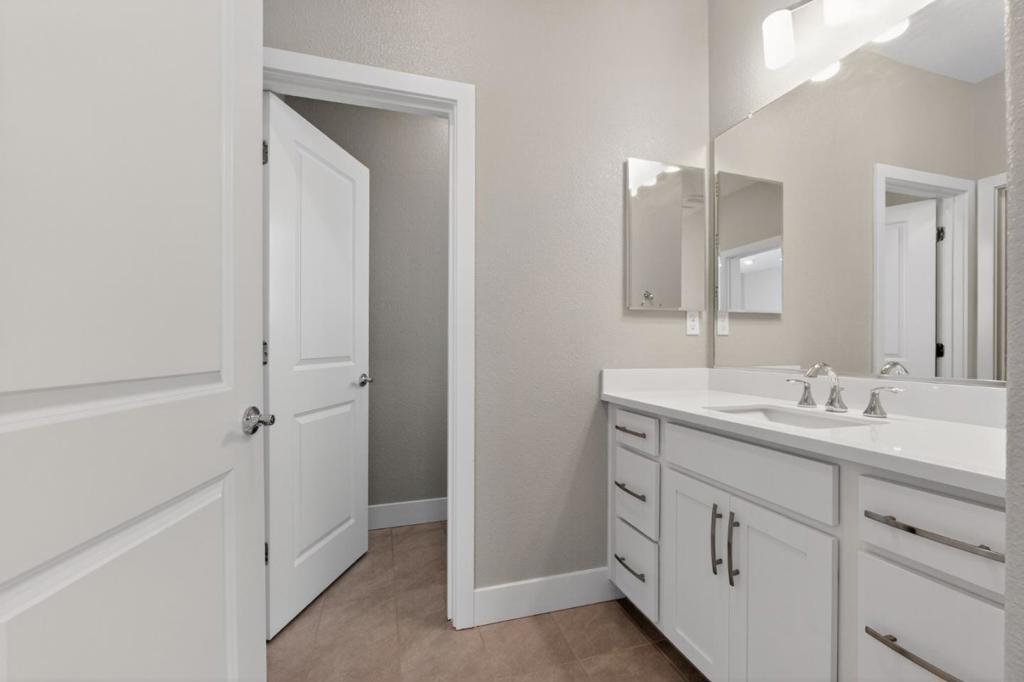 1303 Antonella Place Property Photo 23