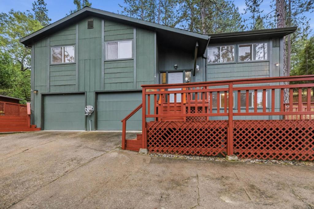 12910 Jackson Mill Drive Property Photo 2