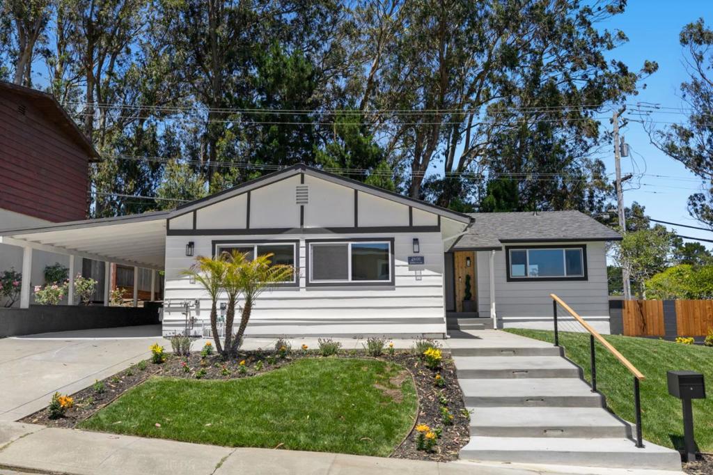 2600 Evergreen Drive Property Photo 1