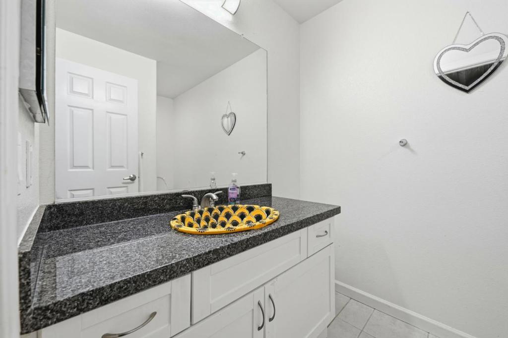 1085 Tasman Drive 861 Property Photo 24