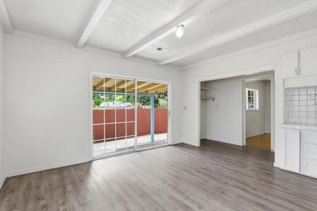 ML82049872 Property Photo 17