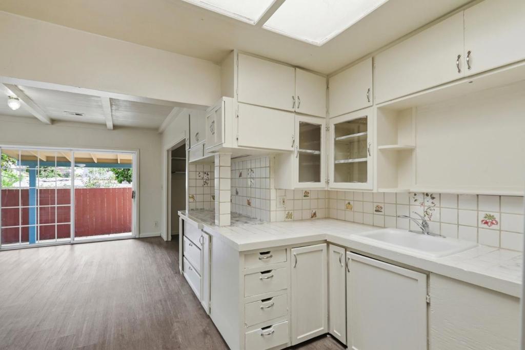 ML82049872 Property Photo 21