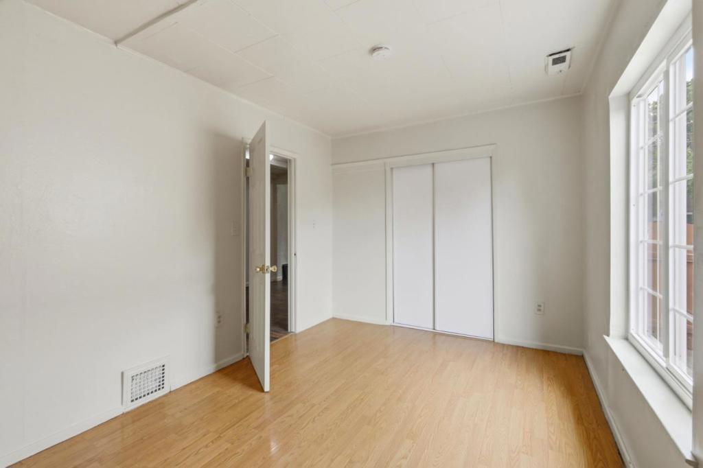 ML82049872 Property Photo 29