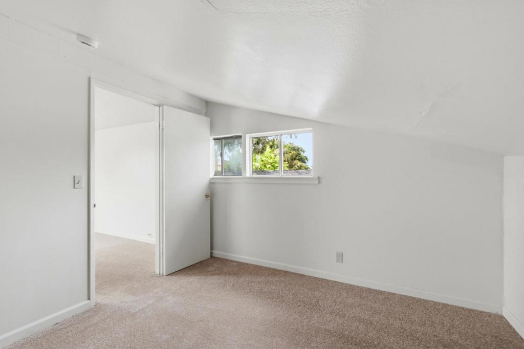 ML82049872 Property Photo 43