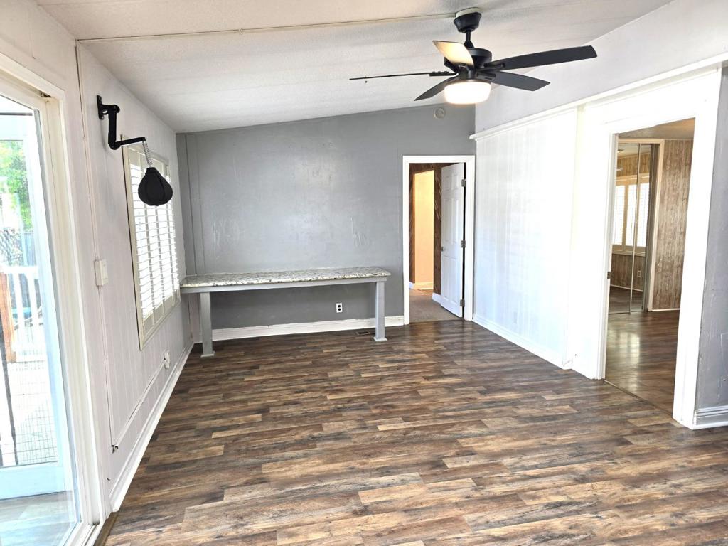 1360 Buckingham Way 1360 Property Photo 11