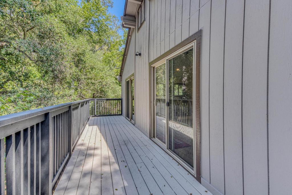 61 Southbank Road Property Photo 12