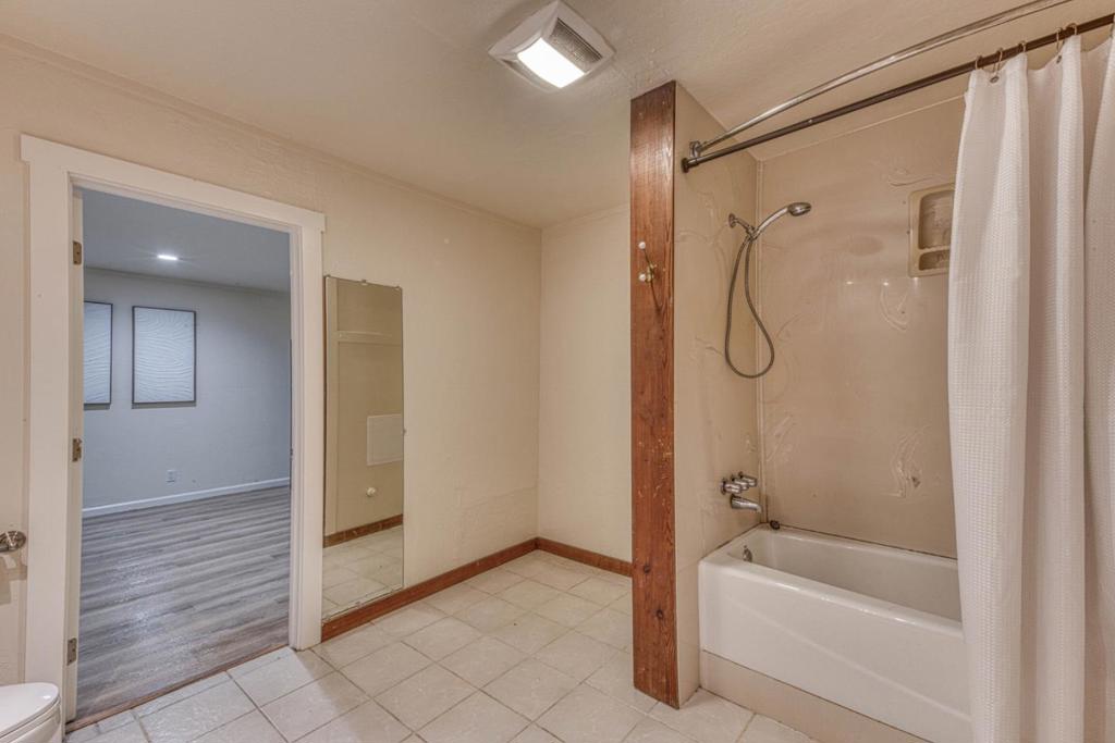 61 Southbank Road Property Photo 28