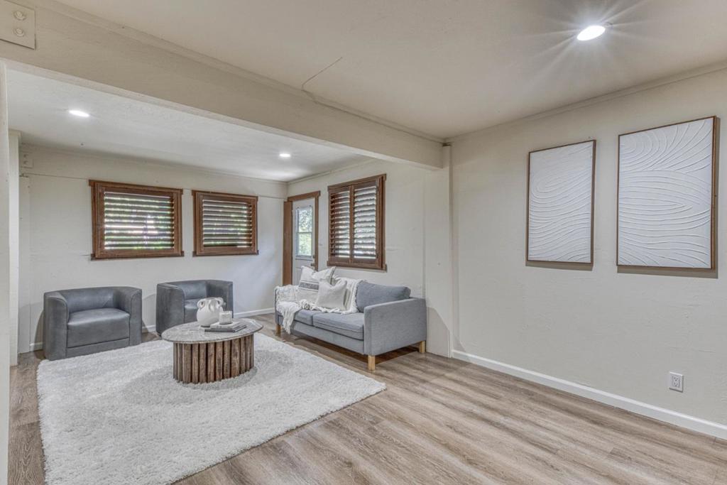 61 Southbank Road Property Photo 29