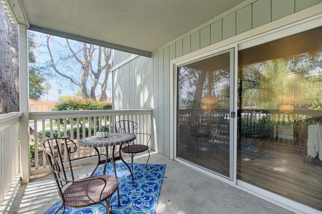 136 Canfield Avenue A Property Photo 16