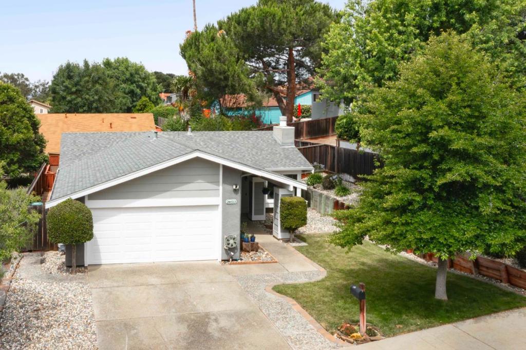 24653 Sylvan Glen Court Property Photo 1