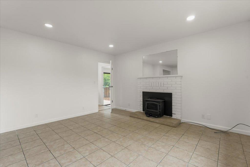 1645 Hames Road Property Photo 18