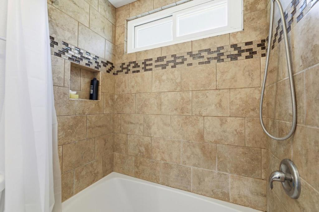 347 Oleander Drive Property Photo 45