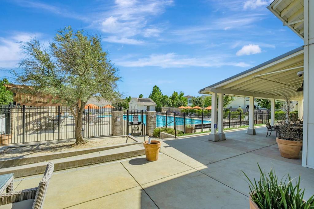 1000 Berryessa Lane 211 Property Photo 22