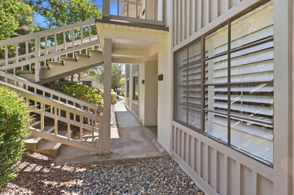 5438 Cribari Green Property Photo 1