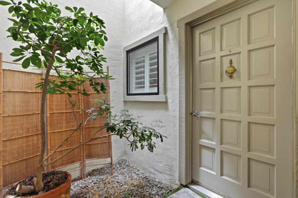 5438 Cribari Green Property Photo 2
