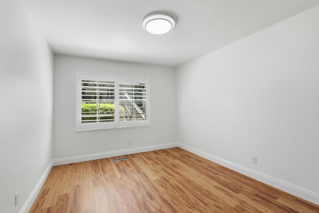 5438 Cribari Green Property Photo 17