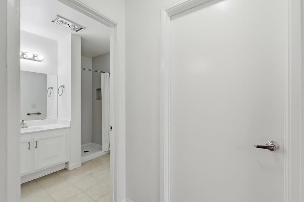 5438 Cribari Green Property Photo 19